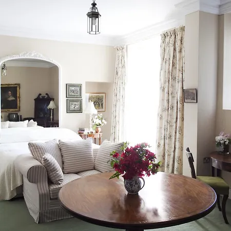 Отель Rosleague Manor 4*